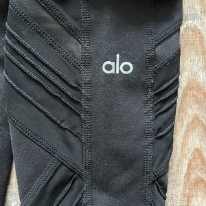 ALO yoga mesh yoga pants